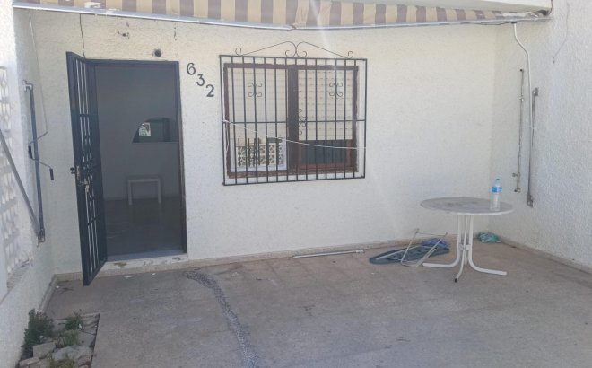 Resale - Town House -
Torrevieja - Torretas