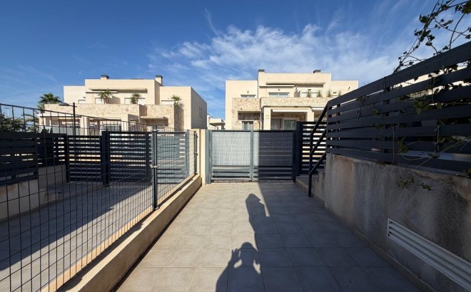 Resale - Town House -
Torrevieja - Aguas Nuevas