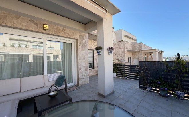 Resale - Town House -
Torrevieja - Aguas Nuevas
