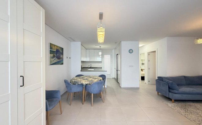 Resale - Town House -
Torrevieja - Aguas Nuevas