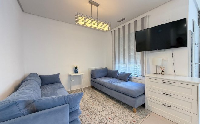 Resale - Town House -
Torrevieja - Aguas Nuevas
