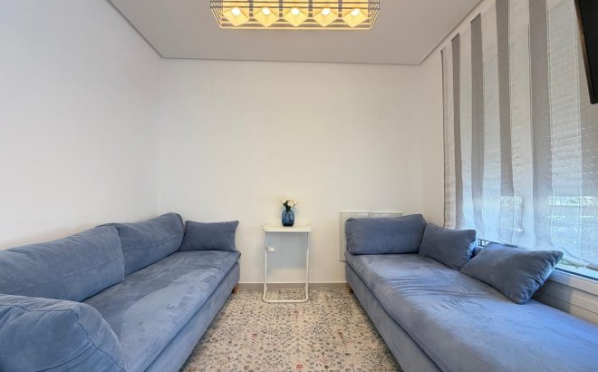 Resale - Town House -
Torrevieja - Aguas Nuevas