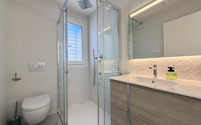 Resale - Town House -
Torrevieja - Aguas Nuevas