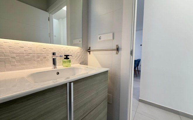 Resale - Town House -
Torrevieja - Aguas Nuevas
