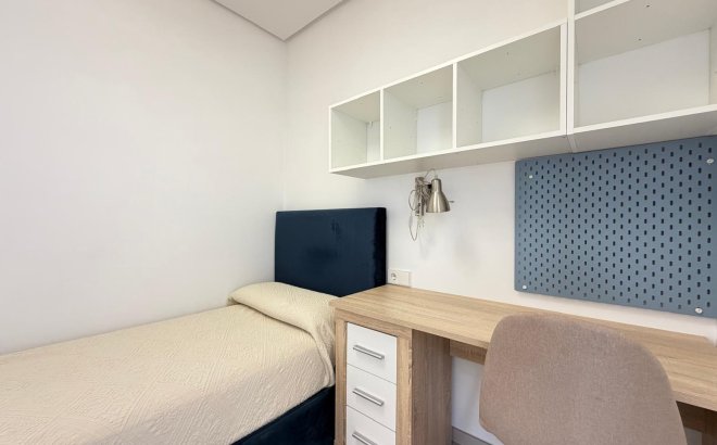 Resale - Town House -
Torrevieja - Aguas Nuevas