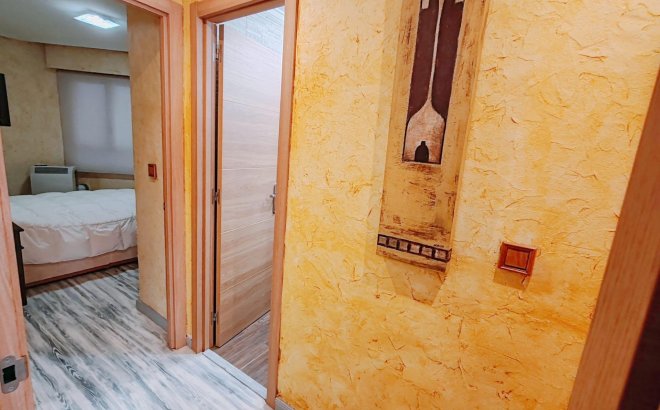 Resale - Apartment -
Torrevieja - Acequion
