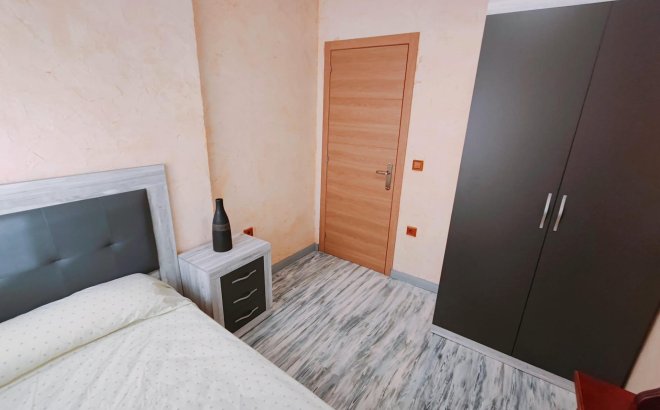 Resale - Apartment -
Torrevieja - Acequion