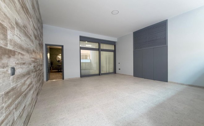 Revente - Appartement -
Torrevieja - Playa del Cura