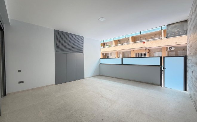 Revente - Appartement -
Torrevieja - Playa del Cura