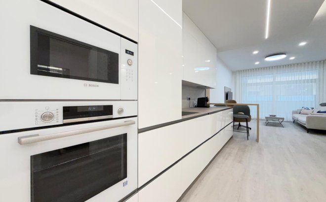 Revente - Appartement -
Torrevieja - Playa del Cura
