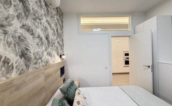 Revente - Appartement -
Torrevieja - Playa del Cura