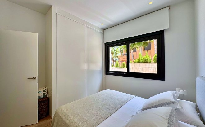 Resale - Villa -
San Miguel de Salinas - Bellavista