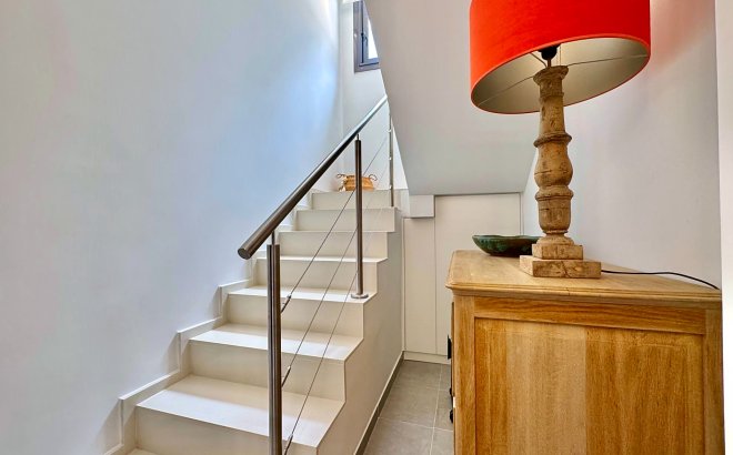 Resale - Villa -
San Miguel de Salinas - Bellavista