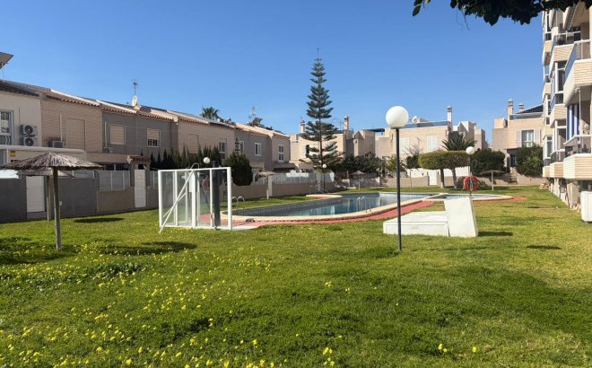 Revente - Appartement -
Torrevieja - Torreblanca