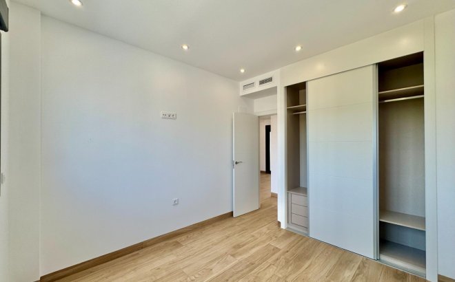 Revente - Penthouse -
Torrevieja - Costa Blanca