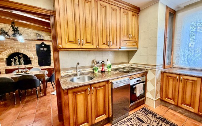 Revente - Town House -
Orihuela Costa - La Zenia