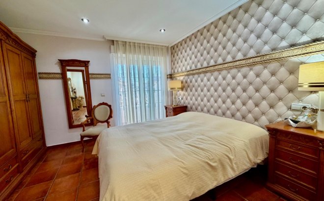 Revente - Town House -
Orihuela Costa - La Zenia