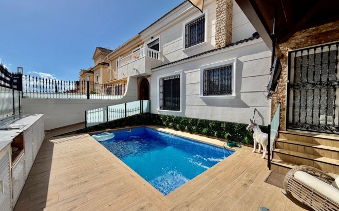 Revente - Town House -
Orihuela Costa - La Zenia