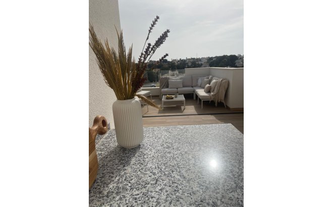 Revente - Penthouse -
Orihuela Costa - Las Filipinas