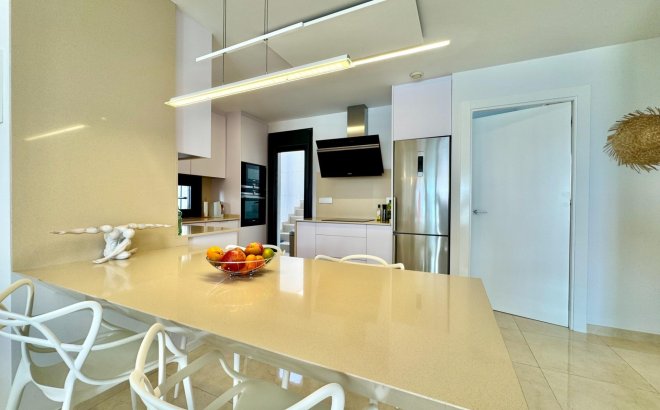 Revente - Villa -
San Miguel de Salinas - Bellavista