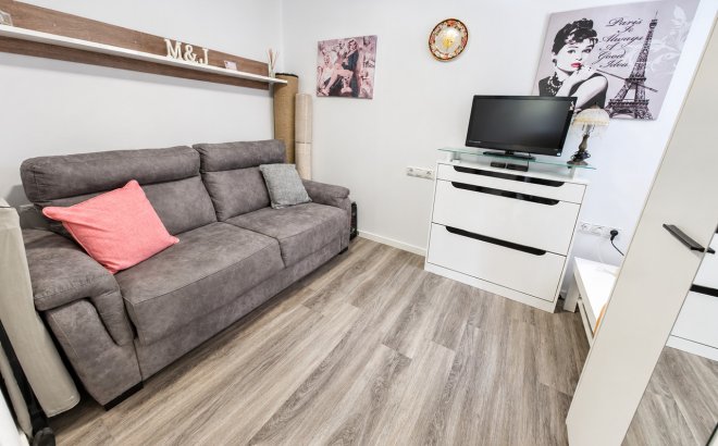 Herverkoop - Appartement -
Vistabella Golf Entre Naranjos - Inland