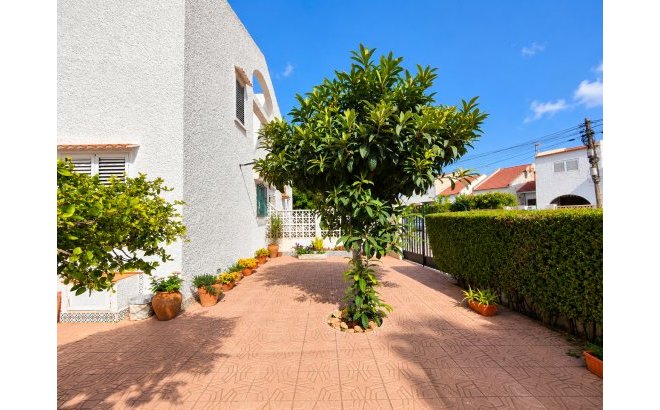 Revente - Town House -
Torrevieja - Costa Blanca