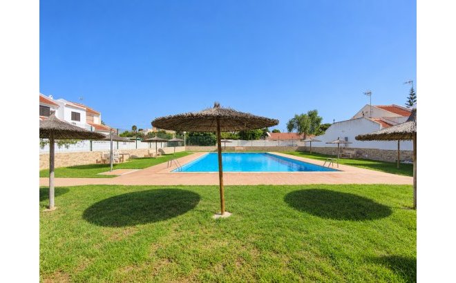 Revente - Town House -
Torrevieja - Costa Blanca