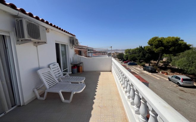 Revente - Town House -
Torrevieja - San Luis