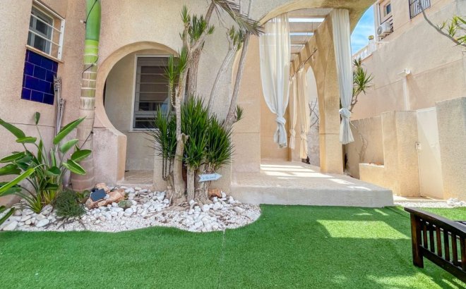 Revente - Town House -
Torrevieja - Costa Blanca