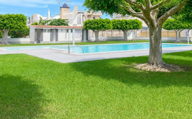 Revente - Town House -
Torrevieja - Costa Blanca