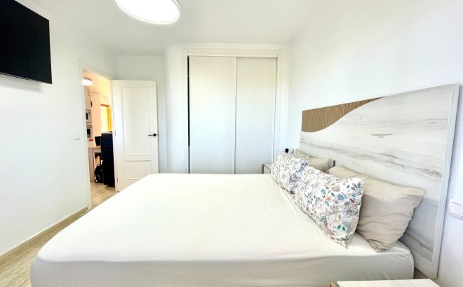 Revente - Appartement -
La Siesta - Costa Blanca