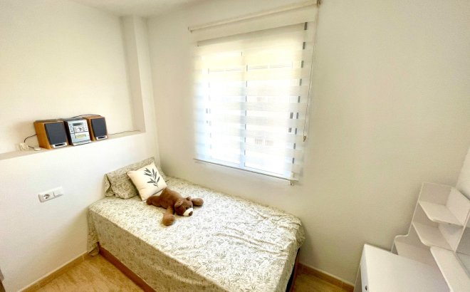 Revente - Appartement -
La Siesta - Costa Blanca