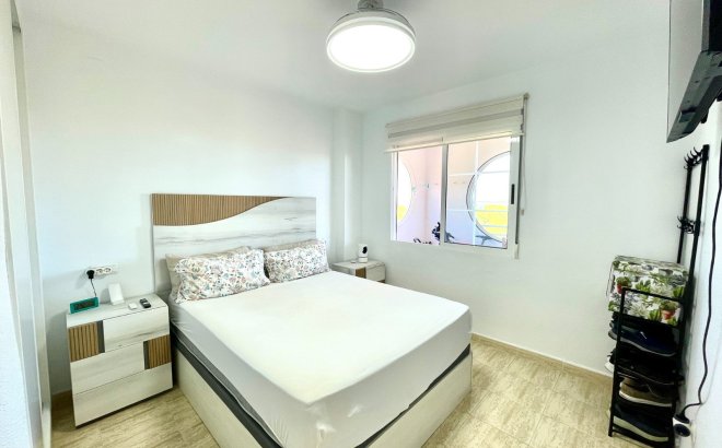 Revente - Appartement -
La Siesta - Costa Blanca