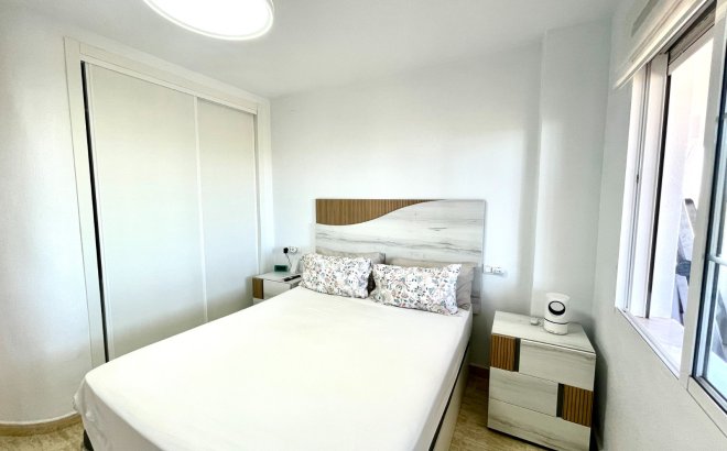 Revente - Appartement -
La Siesta - Costa Blanca