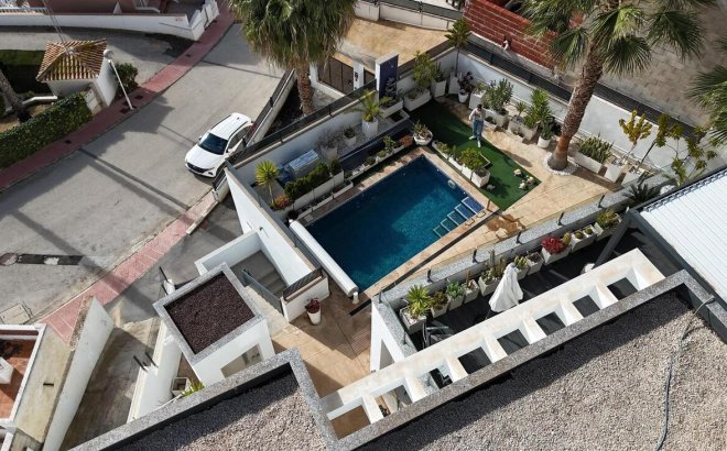 Revente - Villa -
Rojales - Costa Blanca