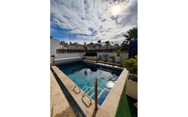 Revente - Villa -
Rojales - Costa Blanca