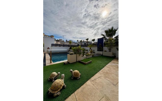 Revente - Villa -
Rojales - Costa Blanca