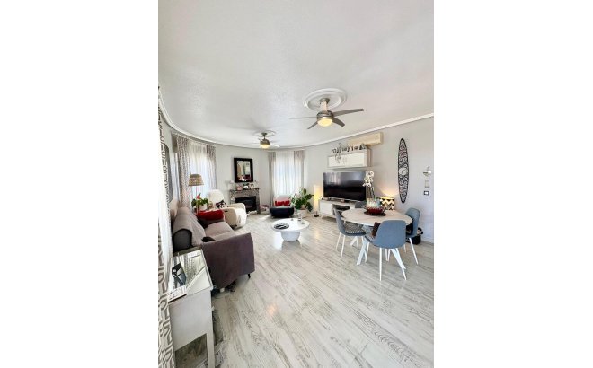 Resale - Villa -
Rojales - Costa Blanca