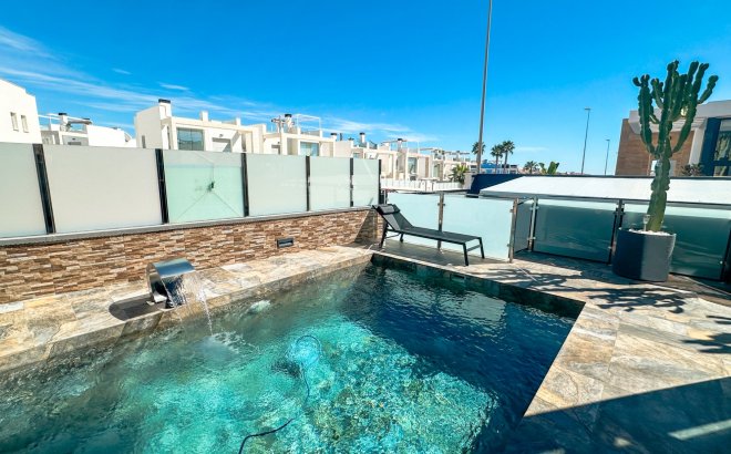 Resale - Villa -
Cabo Roig - Costa Blanca