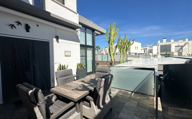 Resale - Villa -
Cabo Roig - Costa Blanca