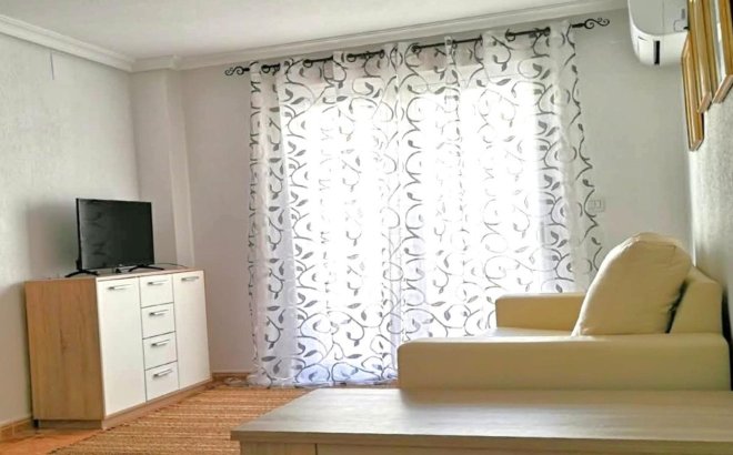 Revente - Appartement -
Torrevieja - PARQUE DE LAS NACIONES
