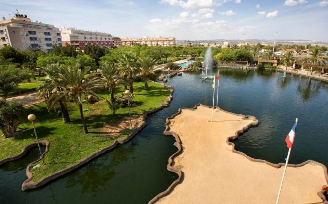 Revente - Appartement -
Torrevieja - PARQUE DE LAS NACIONES