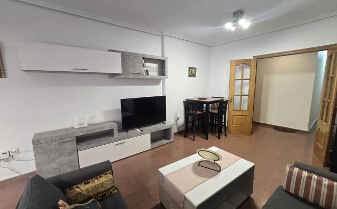 Revente - Appartement -
Torrevieja - Las Piscinas Naturales