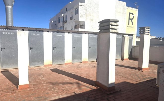 Revente - Appartement -
Torrevieja - Las Piscinas Naturales