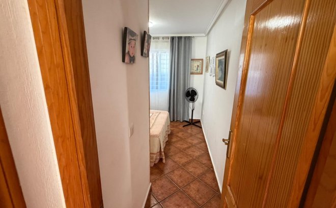 Revente - Appartement -
Torrevieja - Playa del Cura
