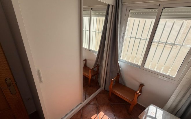 Revente - Appartement -
Torrevieja - Playa del Cura