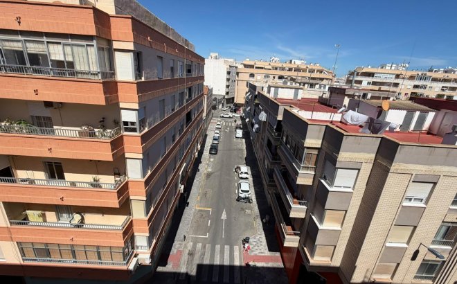 Revente - Appartement -
Torrevieja - Playa del Cura
