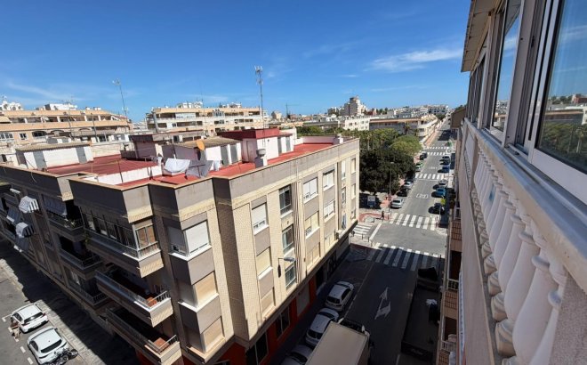 Revente - Appartement -
Torrevieja - Playa del Cura