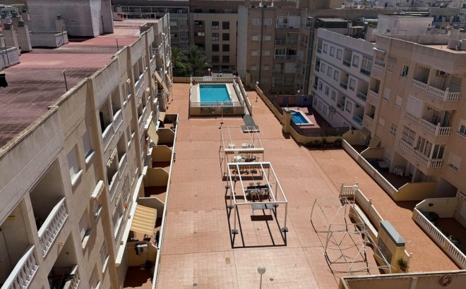 Revente - Appartement -
Torrevieja - Playa del Cura