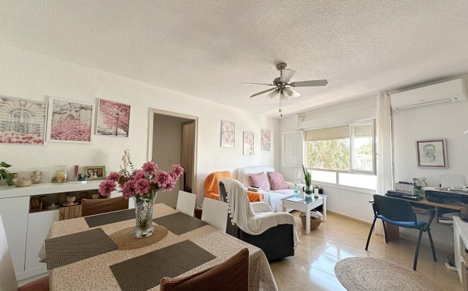 Resale - Apartment -
Torrevieja - Playa De Los Naufragos